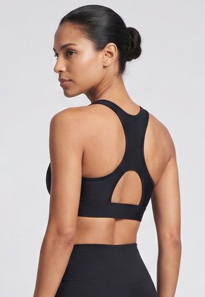Top Training UNDER ARMOUR Heatgear Negro