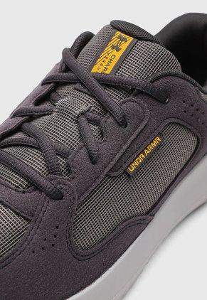 Tenis UNDER ARMOUR Charged Versurge Gris