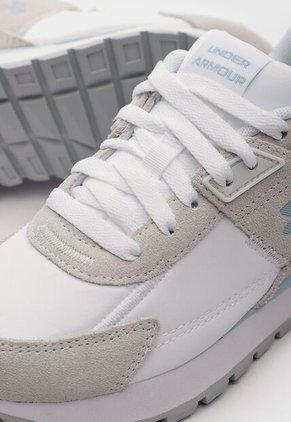 Tenis UNDER ARMOUR Essential Runner Blanco