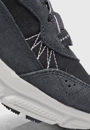 Tenis Running Azul Oscuro-Negro-Lila UNDER ARMOUR Charged Verssert 2