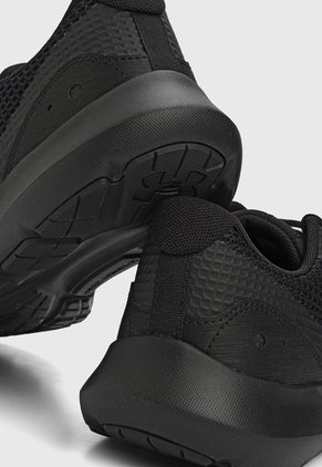 Tenis UNDER ARMOUR Surge 3 Negro