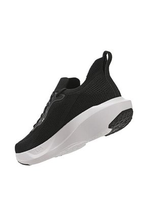 Tenis Hombre UNDER ARMOUR CH.SLIGHT 3 Negro Under Armour