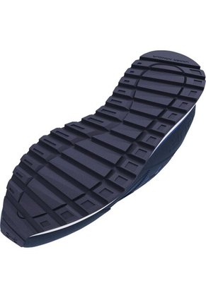 Tenis Sportstyle UA Essential Runner Hombre 3028408-002-N11 Under Armour