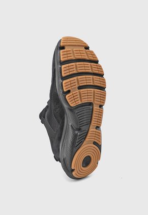 Tenis Running Negro UNDER ARMOUR Charged Verssert