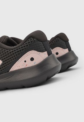 Tenis Running Gris-Palo Rosa UNDER ARMOUR Surge 3