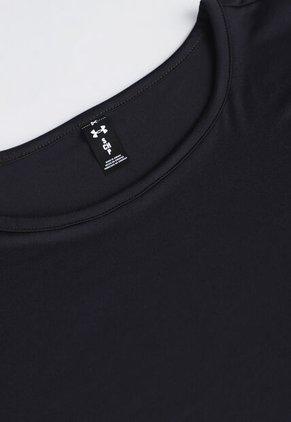 Camiseta Training UNDER ARMOUR Motion Ss Negro