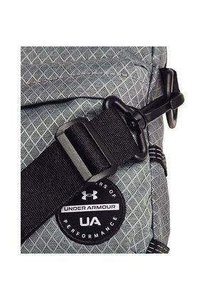 Bolso Under Armour Loudon Ripstop-Gris Claro