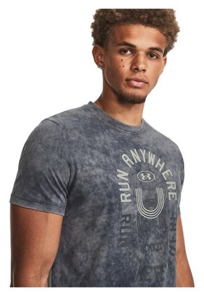 Camiseta Hombre UNDER ARMOUR RUN EVERYWHERE TEE Negro Under Armour