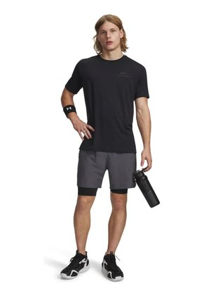 Short Hombre Under Armour Vnsh Wvn Short 2 2N1 Gris Under Armour