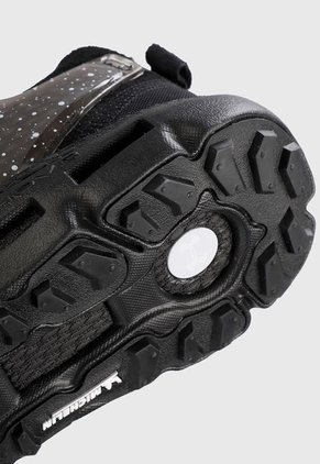 Tenis Lifestyle Negro-Gris UNDER ARMOUR Summit Urban TXT