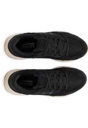 Tenis Trainning Hombre Under Armour EDGE SUEDE Negro Under Armour