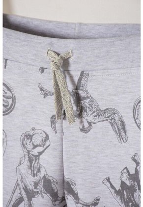 Conjunto De Jurassic World Con Jogger Gris Para Niño 8