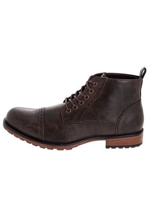 Bota Casual Café Unlisted a Kenneth Cole Production