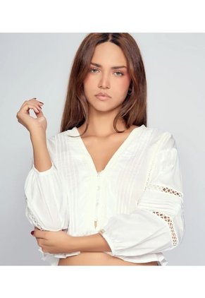 Blusa Manga 3/4 Con Encajes Y Cortes Unser