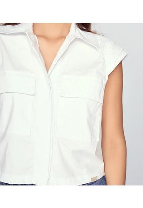 Blusa Unicolor Con Bolsillo Y Cuello Unser