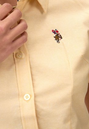 Camisa U.S. POLO ASSN. Amarillo