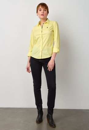 Camisa U.S. POLO ASSN. Amarillo