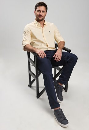 Camisa U.S. POLO ASSN. Amarillo