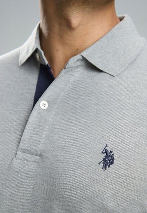 Polo U.S. POLO ASSN. Gris