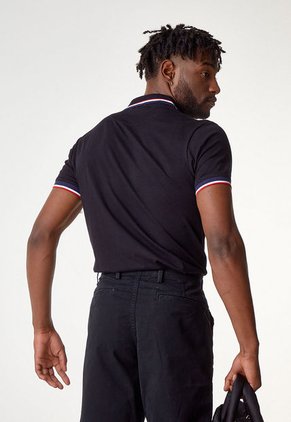 Camiseta Polo Negro-Blanco-Rojo Us Polo Assn