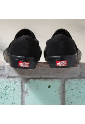 Tenis Hombre Vans Mn Skate Slip-On Negro/Negro Vans