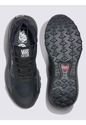 Tenis Hombre Vans Mte Crosspath Negro/Negro Vans