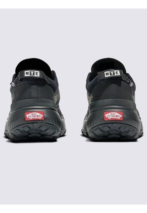 Tenis Hombre Vans Mte Crosspath Negro/Negro Vans