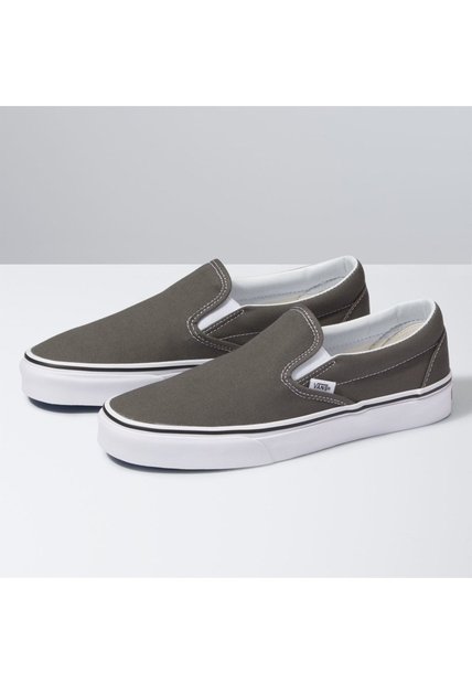 Tenis Hombre Vans Ua Classic Slip-On Gris Vans
