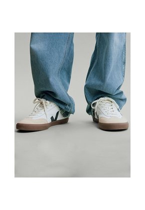 Tenis Veja De Hombre Volley Bark VO2003531-B43 Blanco
