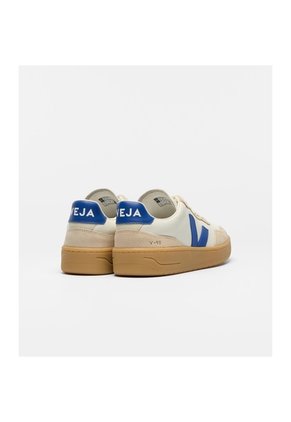 Tenis Veja De Hombre V-90 Leather Pure Atlantique Almond Natural VD2021367B-40 Blanco