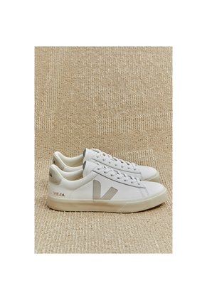 Tenis Veja De Hombre Cuero Campo Blanco Natural CP0502429B-40 Blanco
