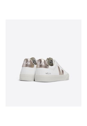 Tenis Veja De Mujer Campo Chromefree Leather CP0503495A-41 Blanco