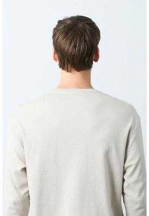 Camiseta Tejida Manga Larga Para Hombre Sabina Camiseta Tejida Manga Larga Para Hombre Sabina Arena XL VÉLEZ