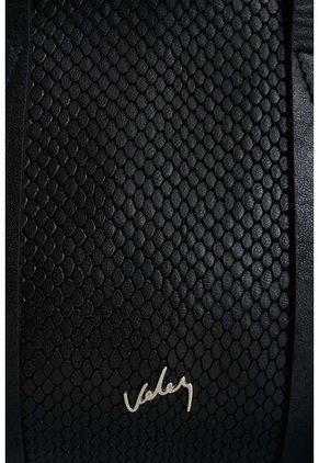 Bandolera Nectaria En Cuero Grabado Para Mujer Bandolera Nectaria En Cuero Grabado Para Mujer Negro VÉLEZ