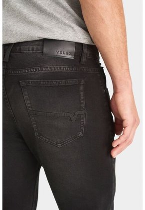 Jean Oasis Sahara En Black Denim Para Hombre Silueta Semiajustada Jean Oasis Sahara En Black Denim Para Hombre Silueta Semiajustada Negro 34 Vélez