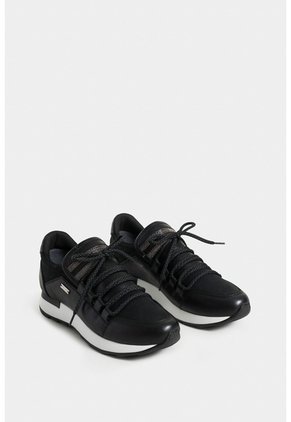 Zapatos Cordón Napoles 2.0 De Cuero Para Mujer Punteras En Contraste Zapatos Cordón Napoles 2.0 De Cuero Para Mujer Punteras En Contraste Negro 39 VÉLEZ