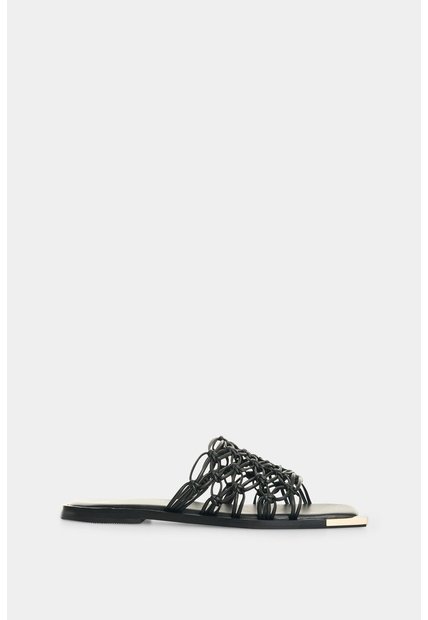 Sandalia Plana En Cuero Para Mujer Orquidea Sandalia Plana En Cuero Para Mujer Orquidea Negro 38 VÉLEZ