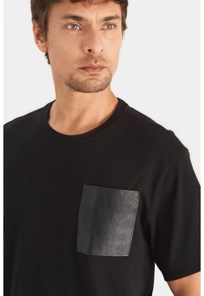Camiseta En Algodón Para Hombre Bolsillo Cuero Camiseta En Algodón Para Hombre Bolsillo Cuero Negro XL VÉLEZ