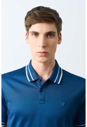 Polo Manga Corta Para Hombre Luzia Polo Manga Corta Para Hombre Luzia Azul Oscuro S VÉLEZ