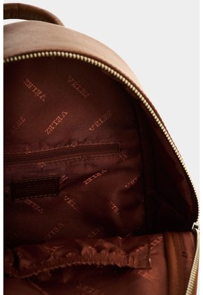 Morral De Cuero Folia Para Mujer Easy Morral De Cuero Folia Para Mujer Easy Miel VÉLEZ