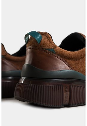 Tenis Halo De Cuero Liso Y De Textura Gamuzada Para Hombre Silueta Deportiva Tenis Halo De Cuero Liso Y De Textura Gamuzada Para Hombre Silueta Deportiva Miel 41 VÉLEZ