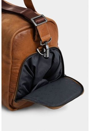 Bowling Esencial De Cuero Para Hombre Acabado Efecto Manual Envejecido Bowling Esencial De Cuero Para Hombre Acabado Efecto Manual Envejecido Miel Vélez