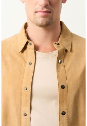 Camisa Manga Larga Para Hombre Gamuza Camisa Manga Larga Para Hombre Gamuza Miel M VÉLEZ