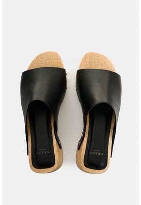 Sandalia Plataforma En Cuero Para Mujer Xinca Sandalia Plataforma En Cuero Para Mujer Xinca Negro 40 VÉLEZ
