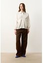 Camisa Tipo Globo Para Mujer Bila Camisa Tipo Globo Para Mujer Bila Crema XS VÉLEZ de Vélez