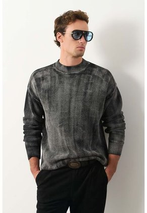 Sweater Oversized Tejido Para Hombre Nil Sweater Oversized Tejido Para Hombre Nil Negro M VÉLEZ