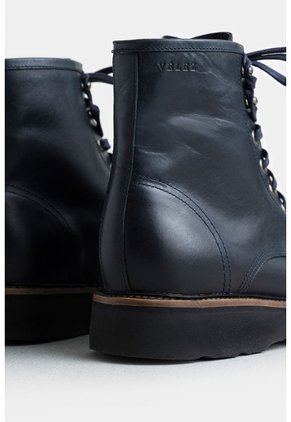 Bota Luster De Cuero Para Hombre Efecto Envejecido Bota Luster De Cuero Para Hombre Efecto Envejecido Azul Oscuro 40 VÉLEZ