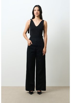 Top Tejido Ajustado Para Mujer Tritón Top Tejido Ajustado Para Mujer Tritón Negro M VÉLEZ