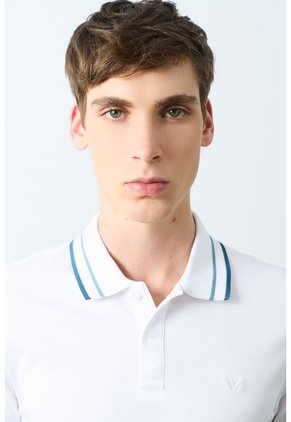 Polo Manga Corta Para Hombre Luzia Polo Manga Corta Para Hombre Luzia Blanco S VÉLEZ