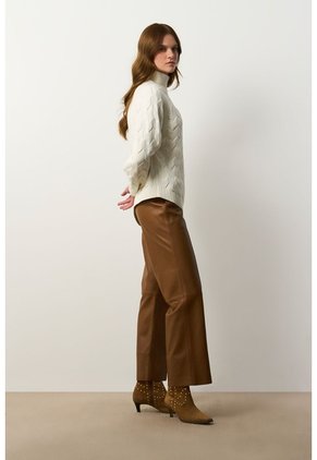 Sweater Tejido Para Mujer Albor Sweater Tejido Para Mujer Albor Crema XS VÉLEZ